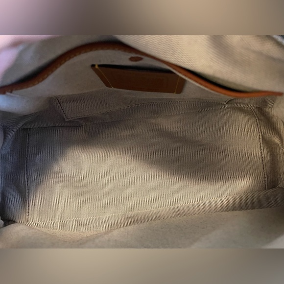 Authentic coach handbag - Picture 8 of 8